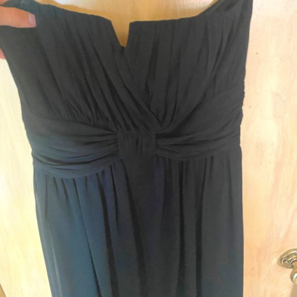 Strapless, Flowy, Above the Knee Dress - Picture 1 of 4